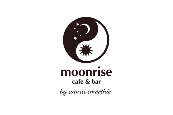sunrise smoothie cafe(moonrise cafe&bar)