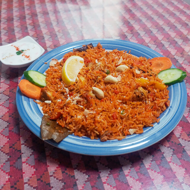 チキンビリヤニ インドレストラン&バー スター