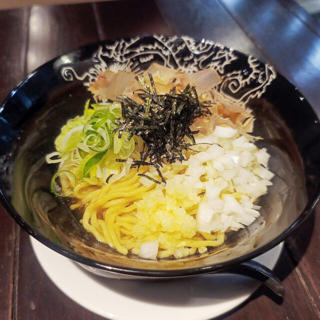 醤油まぜそば 麺×酒×肴　まぜそば酒場 385（みやこ）